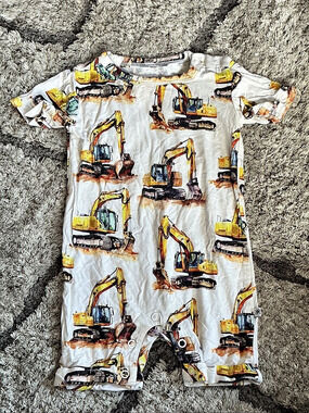 Bums & Roses Load & Behold Short Sleeve Romper Excavator Romper 9-12M